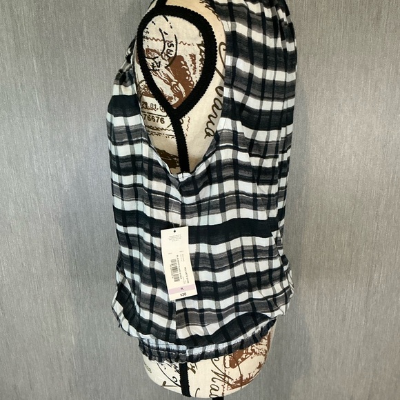 a.n.a Black and White Checkered Blouse Size P/L - Picture 4 of 9